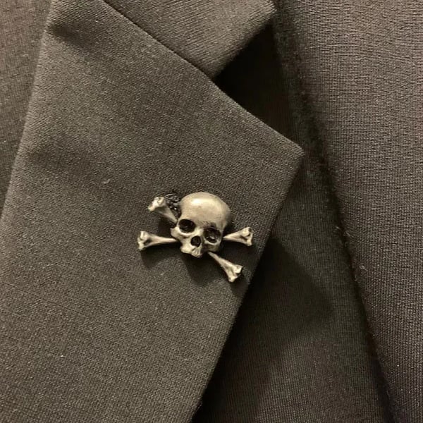 💀100% Handmade - 🔥Vintage Gothic Skull Brooch